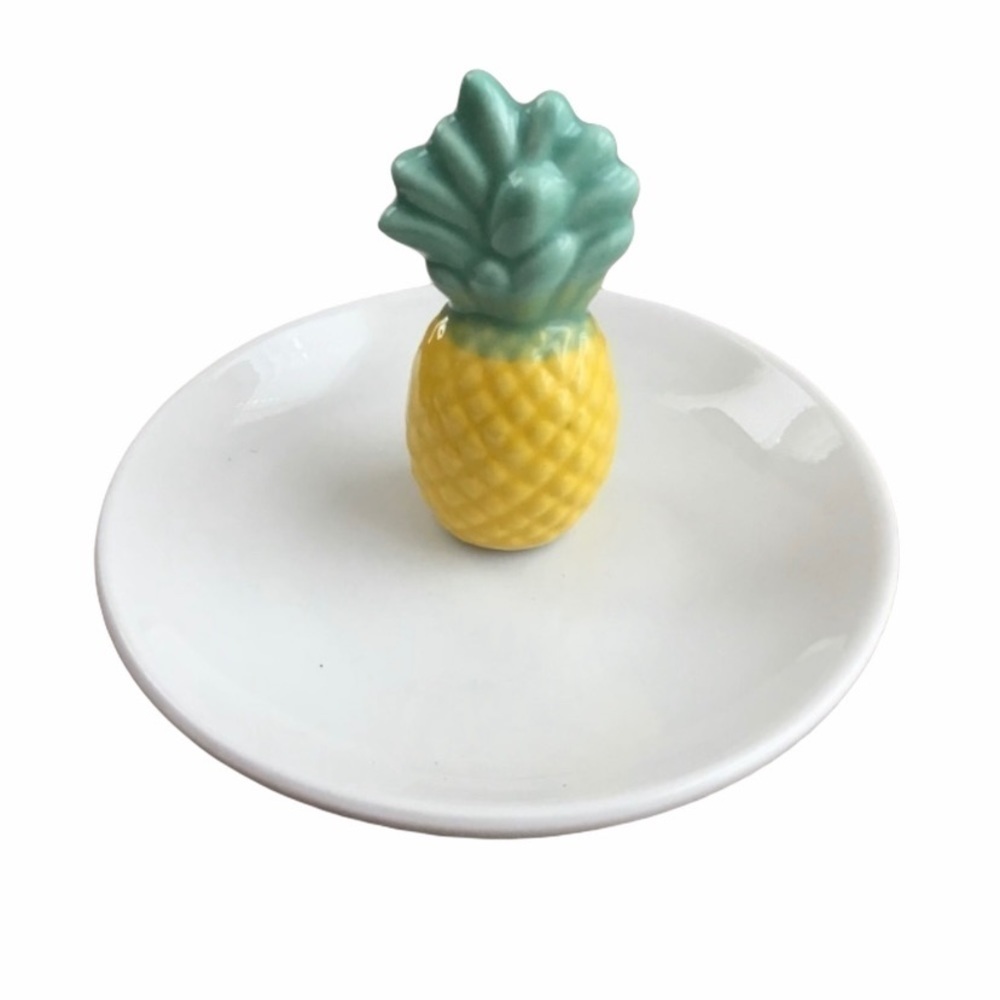 ring holder 🍍